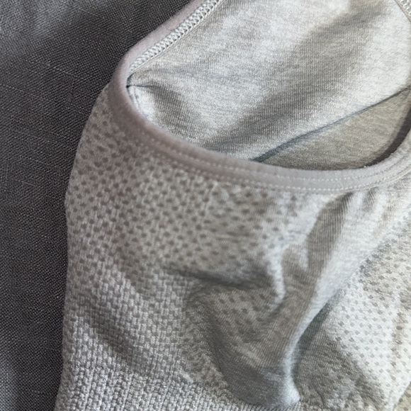 Gymshark Sports Bra Top - Picture 3 of 3